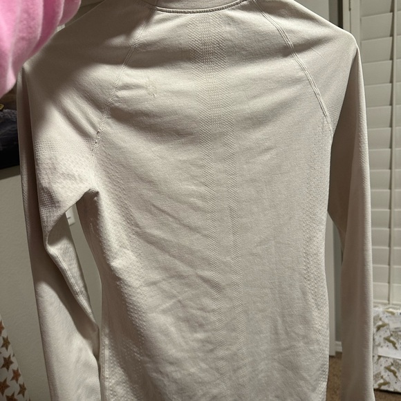 3 pack of the FIGS Salta Seamless Longsleeve Underscrubs - Picture 8 of 14